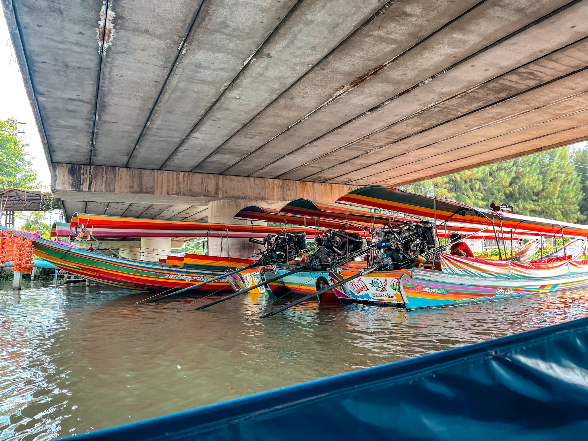 Taling Chan Floating BANGKOK.jpg